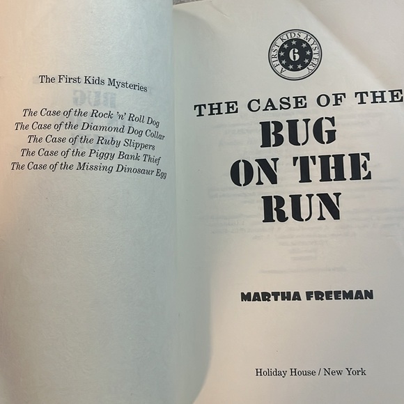 The Case of the Bug on the Run. By Martha Freeman. Paperback book. - Picture 3 of 7